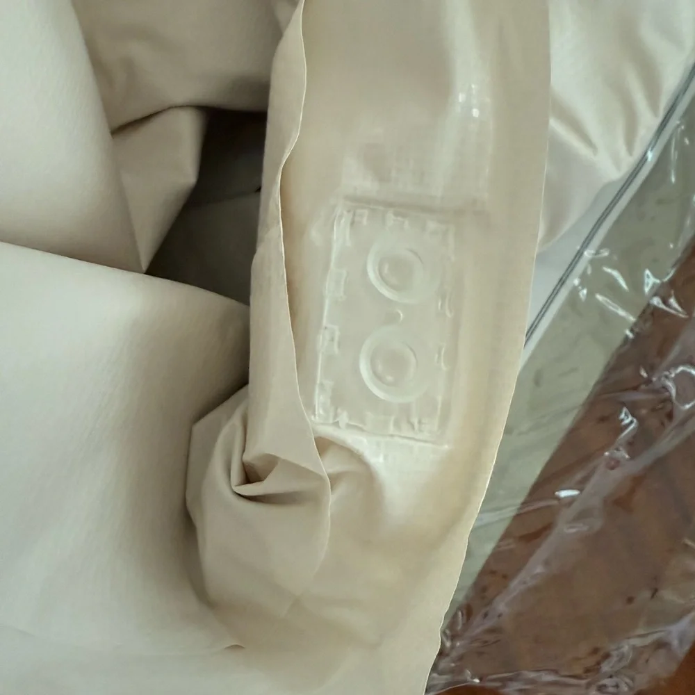 New Luxury Soft Vinyl Shower Curtain or Liner Cream Anti Mildew Suction Cups